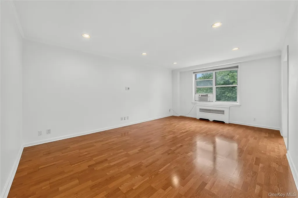 793 Palmer Road Bronxville NY 10708