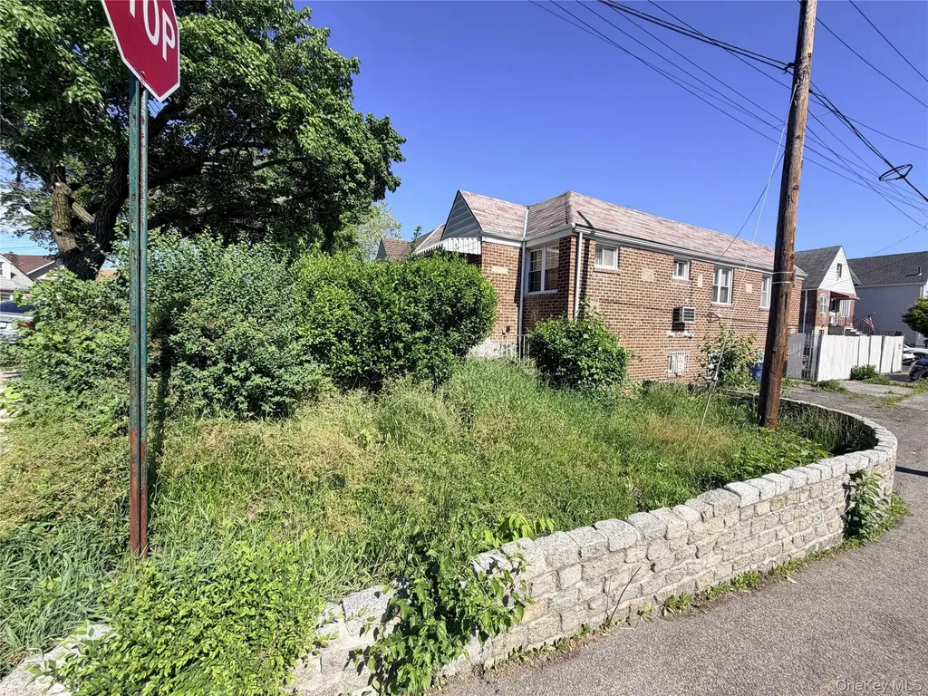 3140 Waterbury Avenue Bronx NY 10465