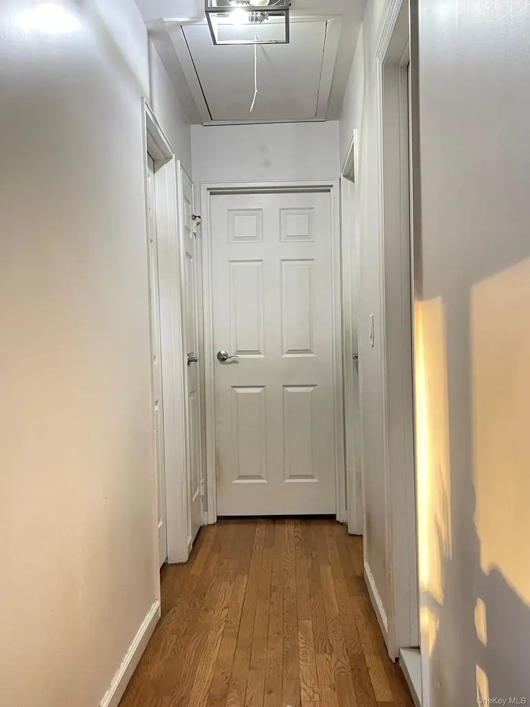 16 Espie Lane North Babylon NY 11703