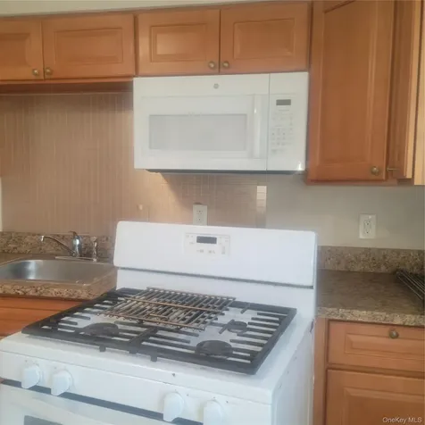 275 Brook Street Westbury NY 11590