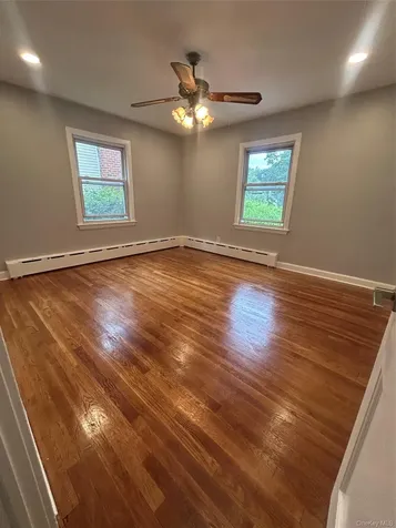 207 Morsemere Avenue Yonkers NY 10703