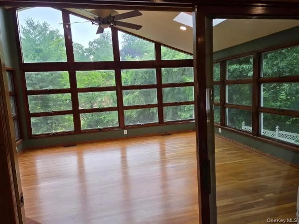 35 W Allison Pearl River NY 10965