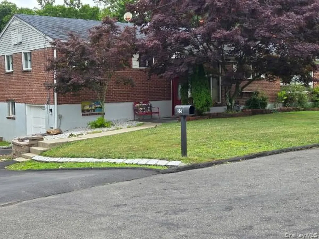 35 W Allison Pearl River NY 10965