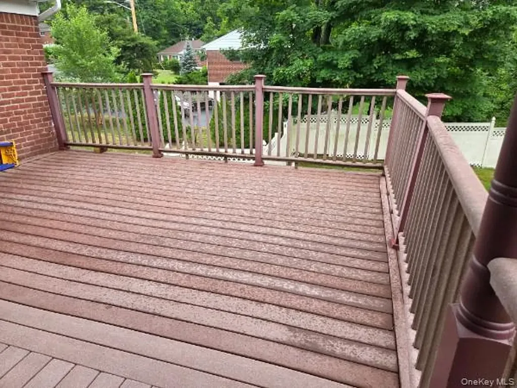 35 W Allison Pearl River NY 10965