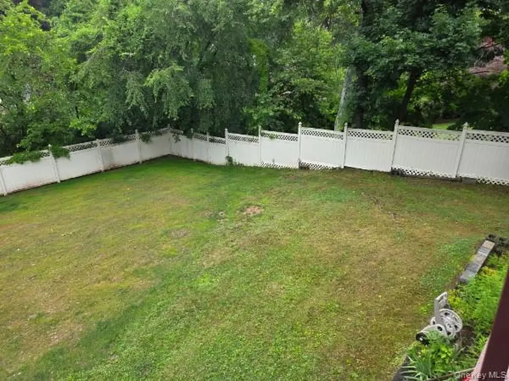 35 W Allison Pearl River NY 10965
