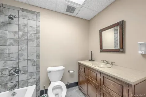 8 Revolutionary Road Ossining NY 10562