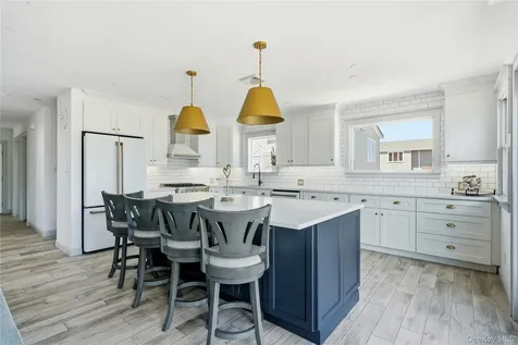 35 Redfield Road Island Park NY 11558