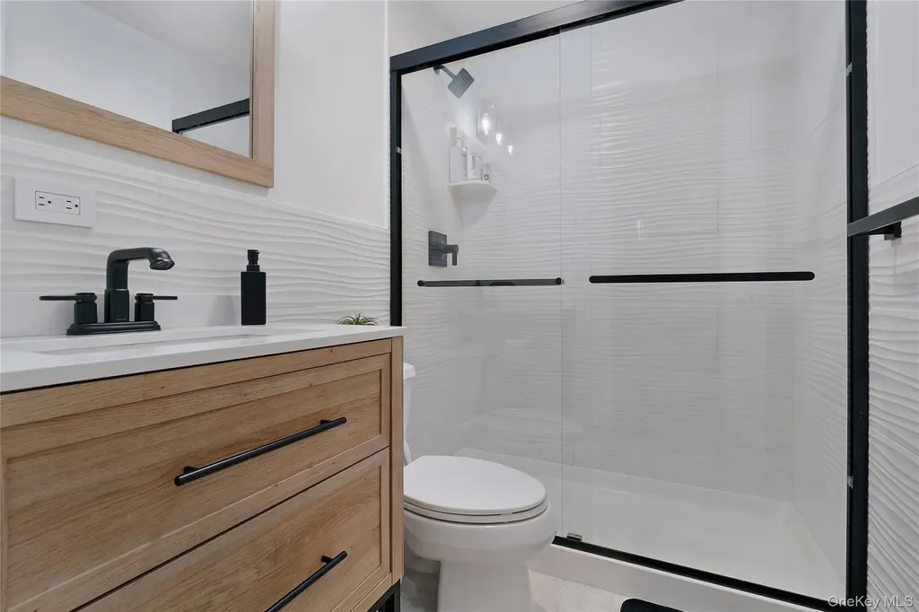 180 Beach 101 Street Rockaway Park NY 11694