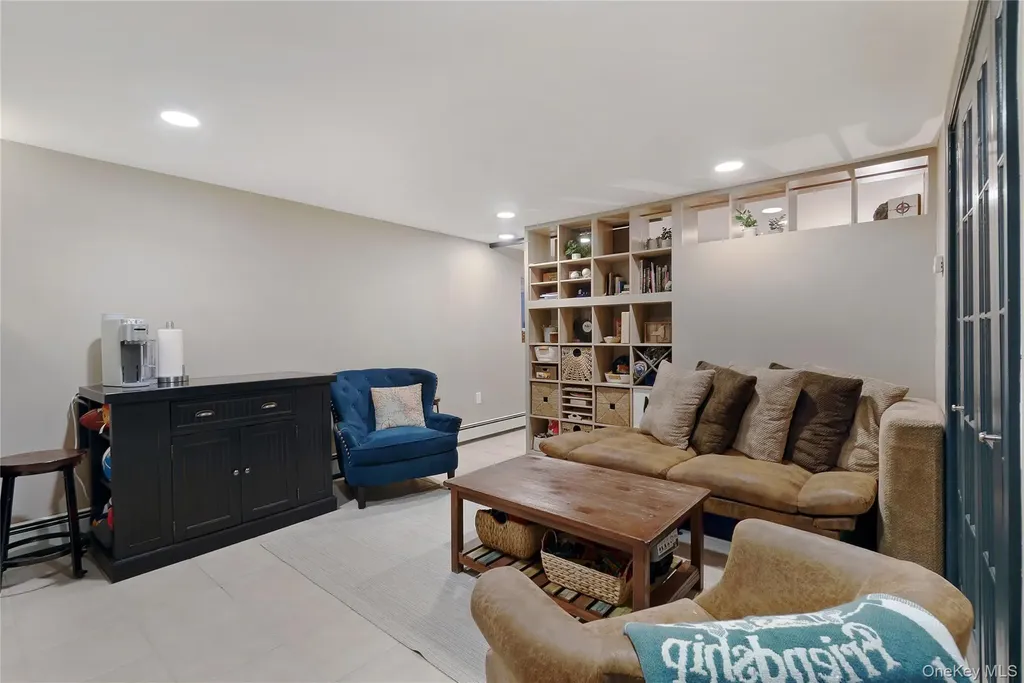 180 Beach 101 Street Rockaway Park NY 11694