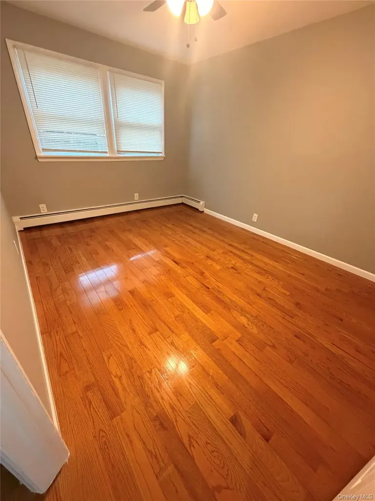 147-15 225th Street Springfield Gardens NY 11413
