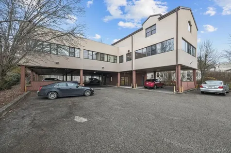 8 Revolutionary Road Ossining NY 10562