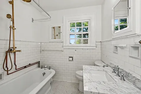 53 Cortlandt Avenue New Rochelle NY 10801