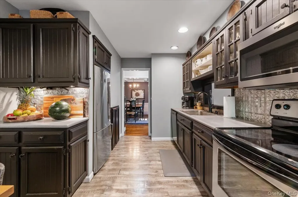 10 Rancher Place Huntington NY 11743