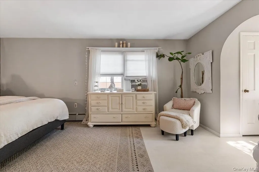10 Rancher Place Huntington NY 11743