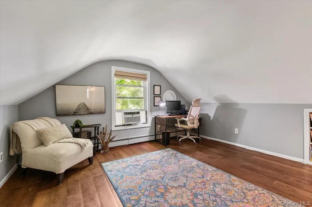 10 Rancher Place Huntington NY 11743