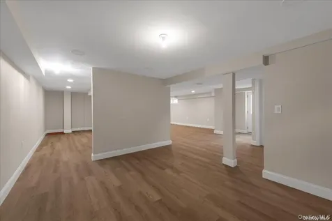 102 Kate Drive New Hyde Park NY 11040