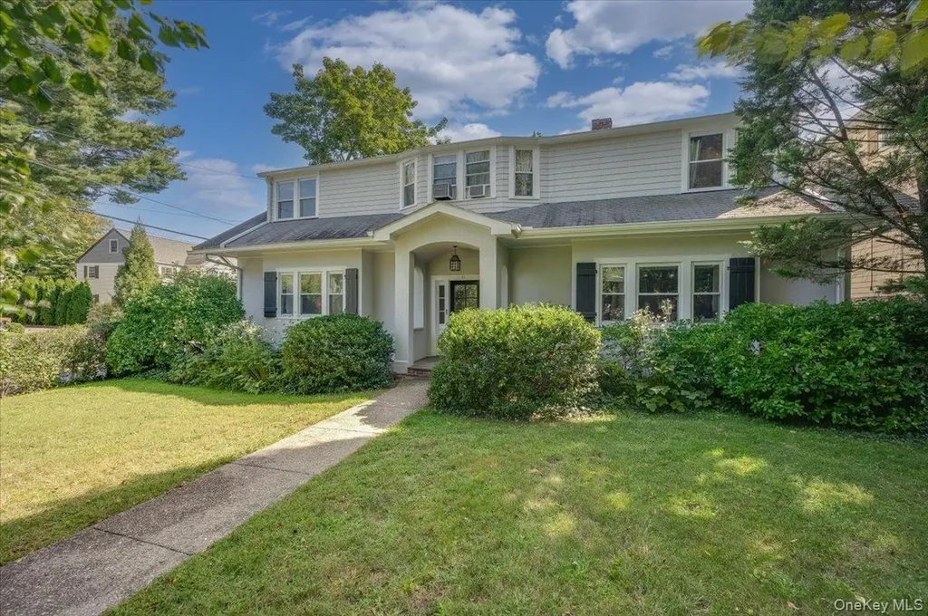 11 Cherry Avenue Larchmont NY 10538