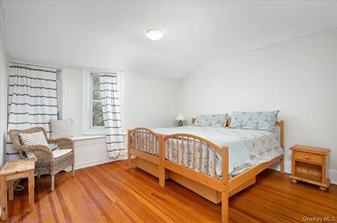 11 Cherry Avenue Larchmont NY 10538