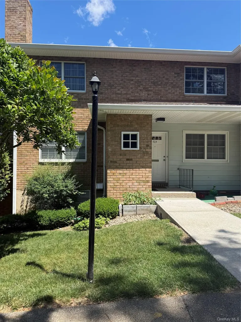 1840 Crompond Road Peekskill NY 10566