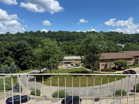 1840 Crompond Road Peekskill NY 10566