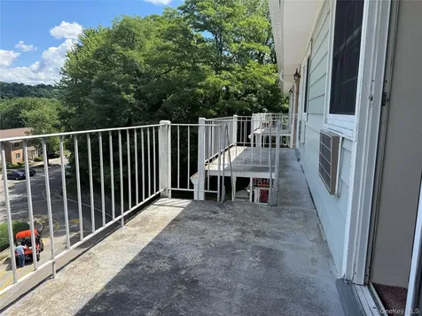 1840 Crompond Road Peekskill NY 10566