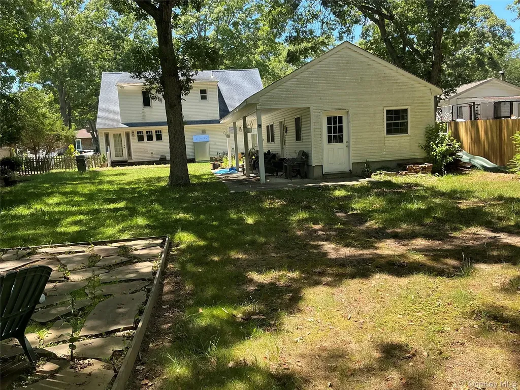 125 Keller Drive Mastic NY 11950