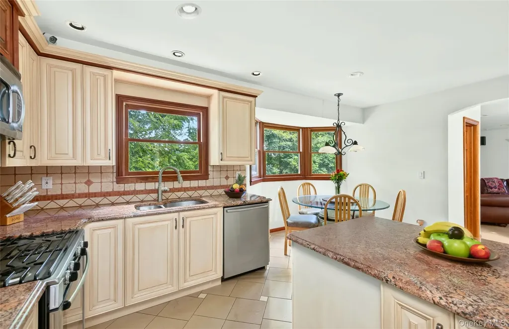 7 Overlook Road Dobbs Ferry NY 10522