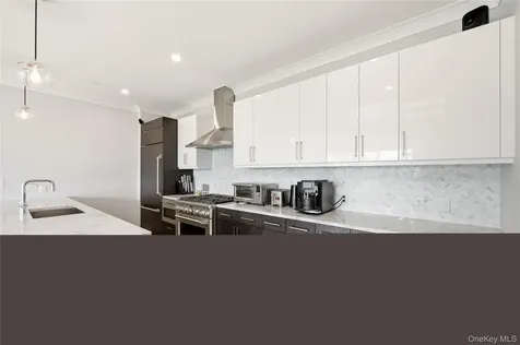 100 Garvies Point Road Glen Cove NY 11542