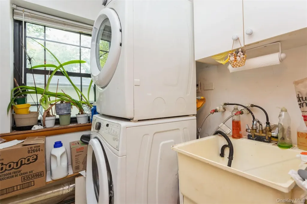 15 Field End Lane Eastchester NY 10709