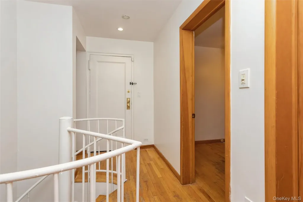 15 Field End Lane Eastchester NY 10709
