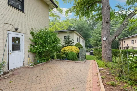 15 Field End Lane Eastchester NY 10709