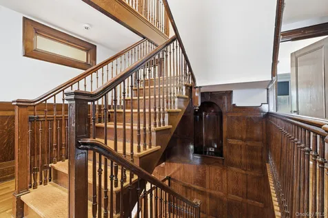 64 Prospect Street White Plains NY 10606