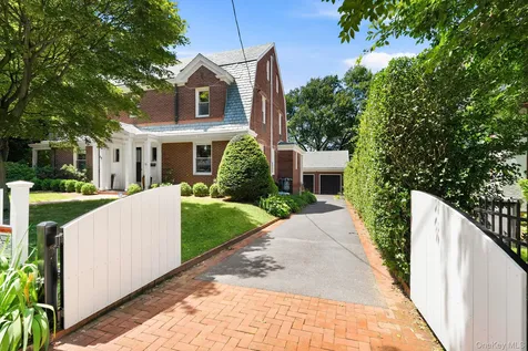 64 Prospect Street White Plains NY 10606