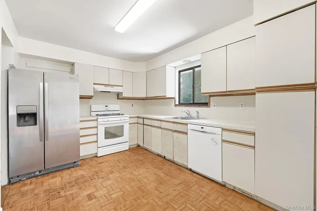 69 Crawford Terrace New Rochelle NY 10804