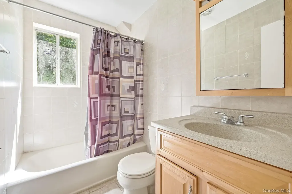 69 Crawford Terrace New Rochelle NY 10804