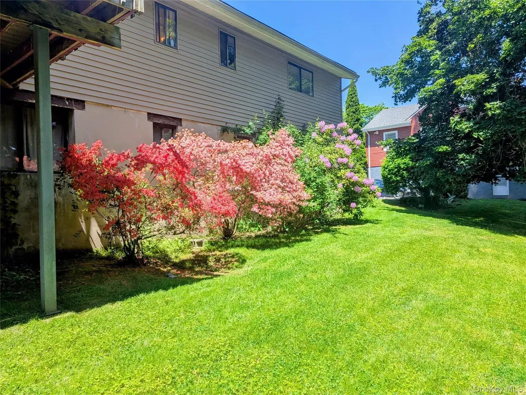 69 Crawford Terrace New Rochelle NY 10804