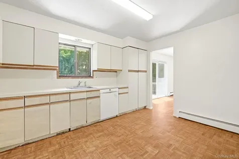 69 Crawford Terrace New Rochelle NY 10804