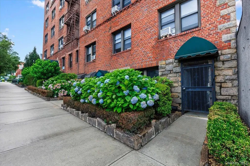 19 S Broadway Tarrytown NY 10591
