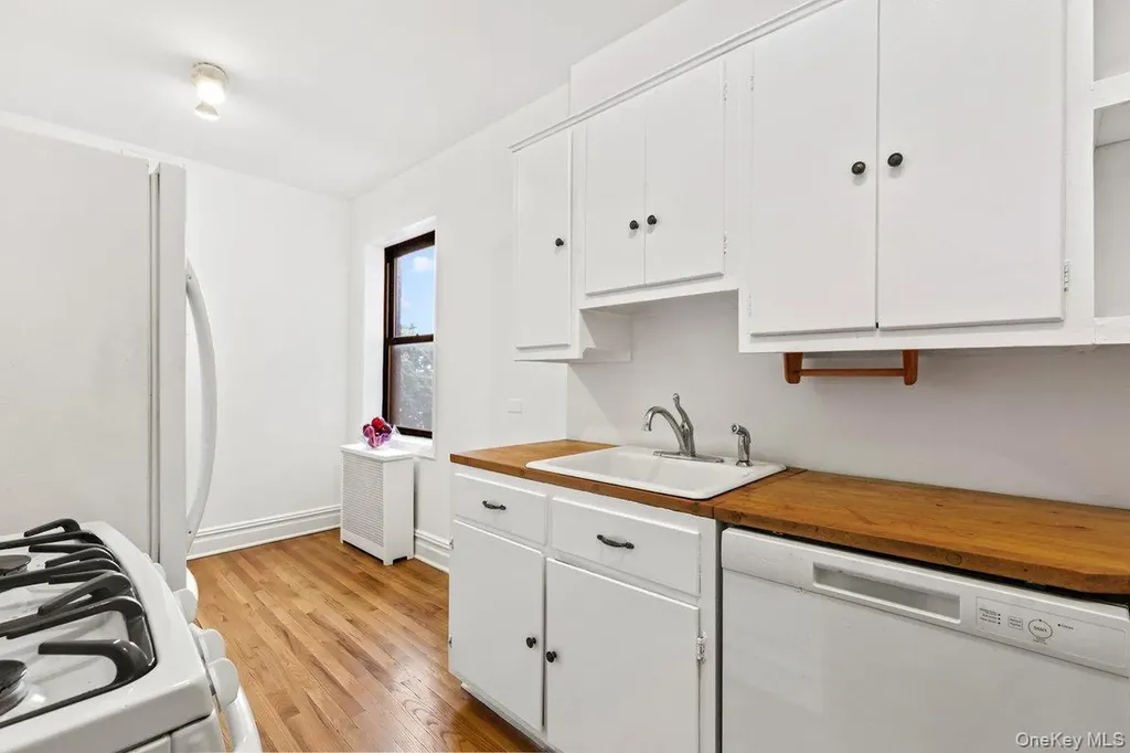19 S Broadway Tarrytown NY 10591