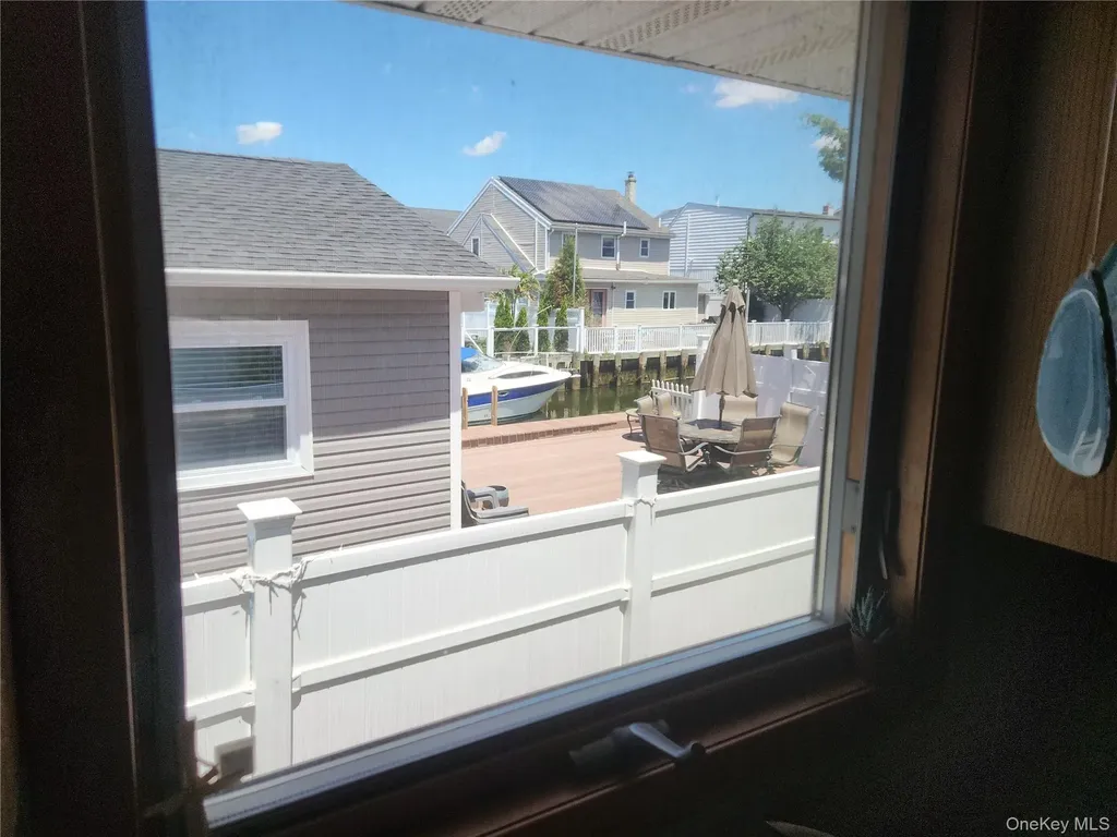 2777 Alder Road Bellmore NY 11710