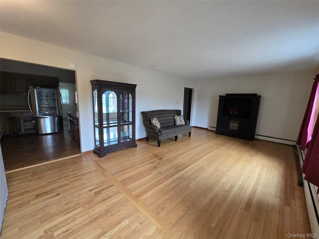 5 Beaverbrook Road New Windsor NY 12553