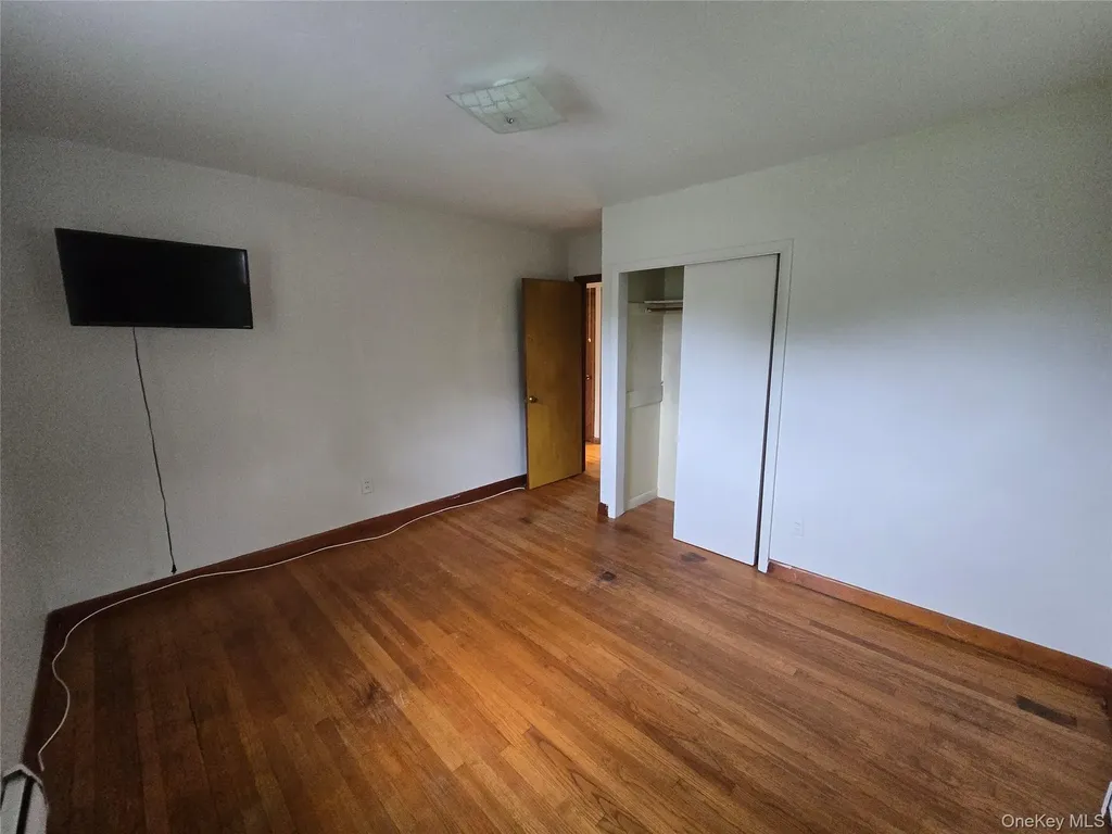 5 Beaverbrook Road New Windsor NY 12553