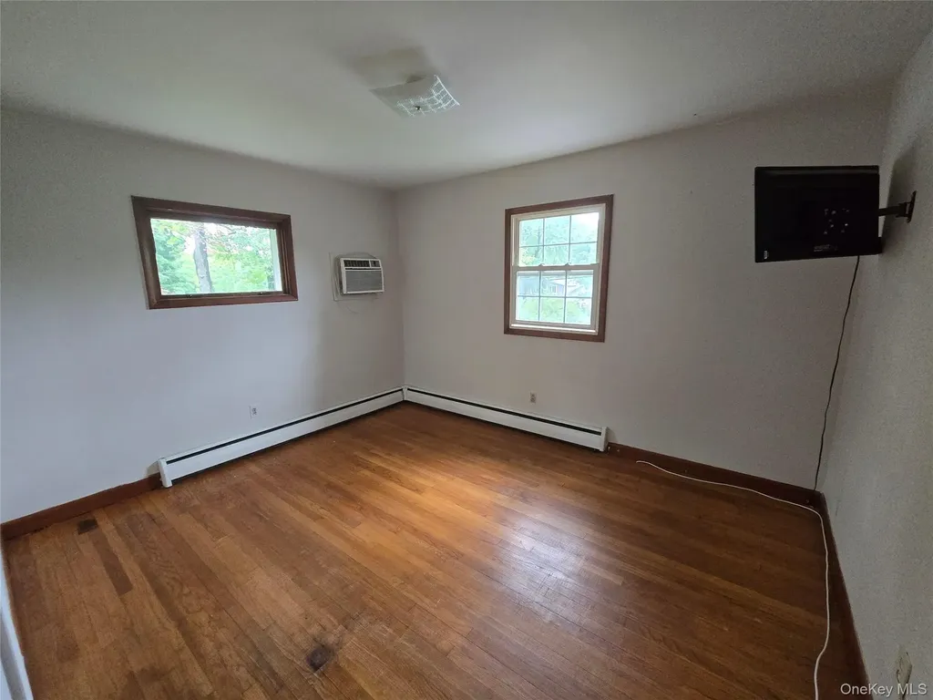 5 Beaverbrook Road New Windsor NY 12553