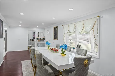 1022 Fire Island Avenue Bay Shore NY 11706