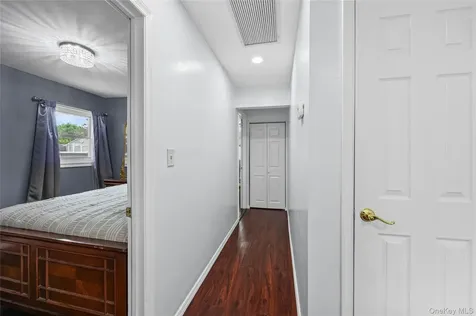 1022 Fire Island Avenue Bay Shore NY 11706
