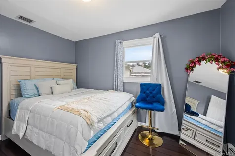 1022 Fire Island Avenue Bay Shore NY 11706