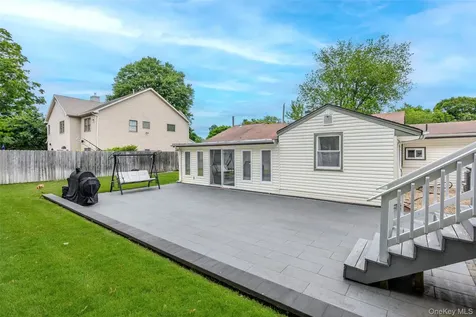 1022 Fire Island Avenue Bay Shore NY 11706