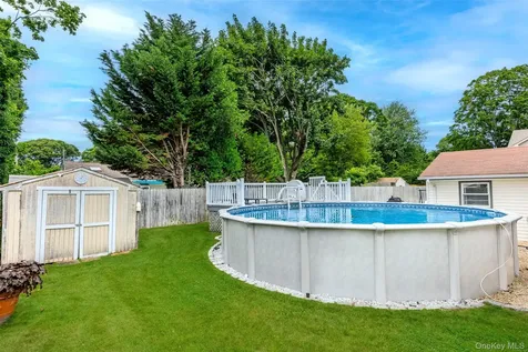 1022 Fire Island Avenue Bay Shore NY 11706