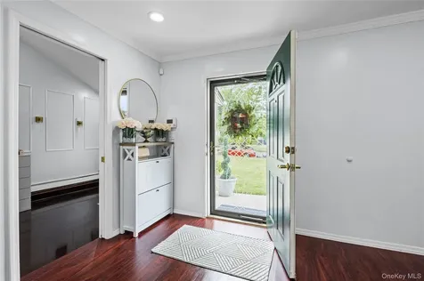 1022 Fire Island Avenue Bay Shore NY 11706