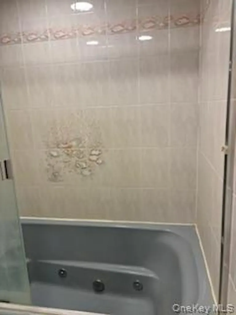 2701 Park Avenue Baldwin NY 11510